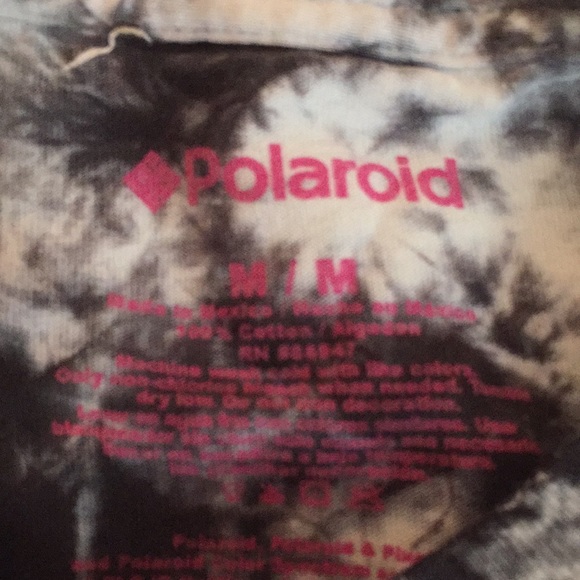 Polaroid Crop Top Pullover - Picture 3 of 3